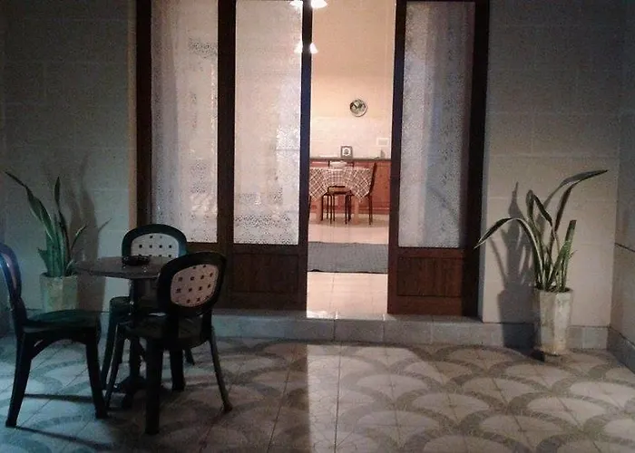 Ta Joseph Case de vacanță